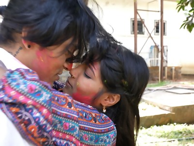 Beeg sanjanbeeg star holi indian